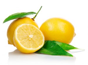 citrónom proti akné